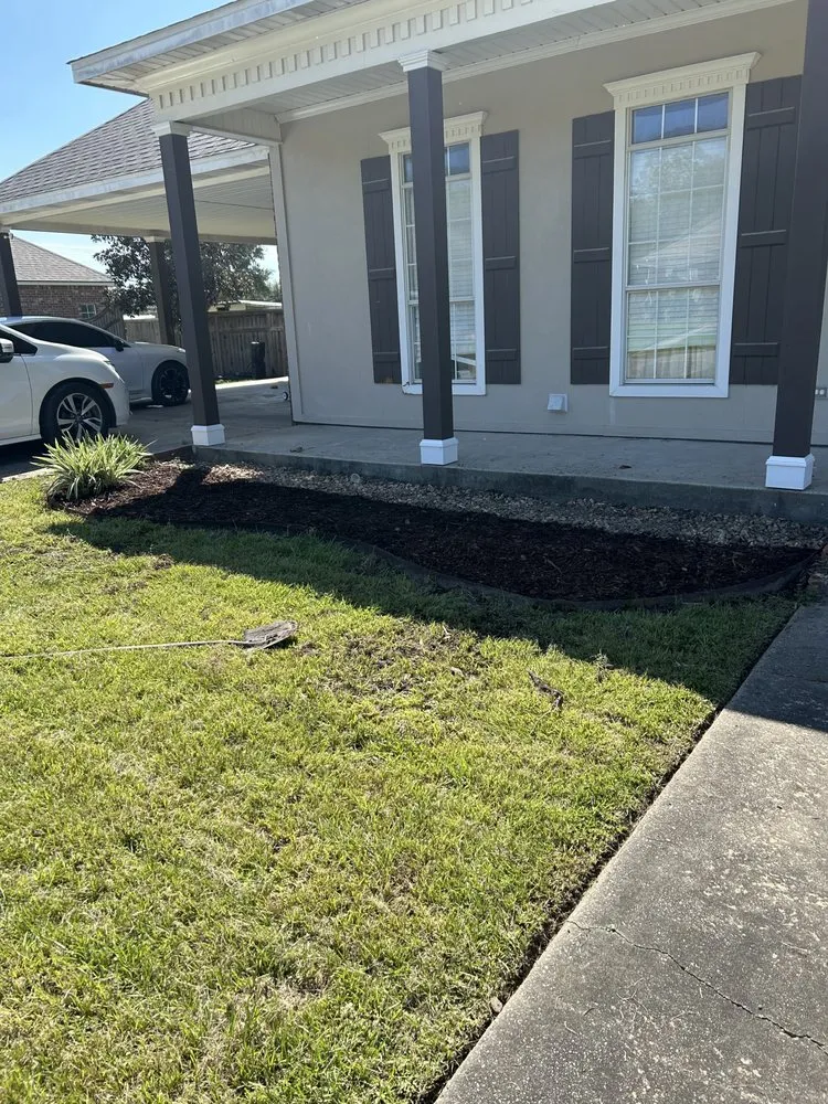 Top-rated yard maintenance near you across Lafayette, LA - Batiste Cuts And Landscaping