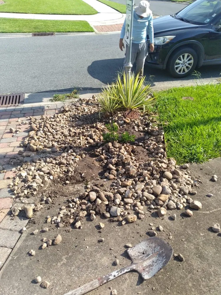 Trusted outdoor landscaping experts serving Lafayette, LA - Batiste Cuts And Landscaping