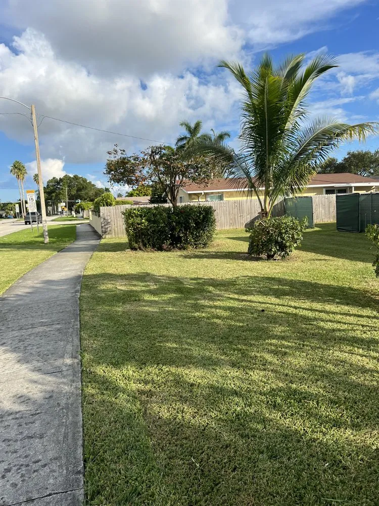 Professional garden landscaping for homes across Kendall, FL - Batres Landscaping