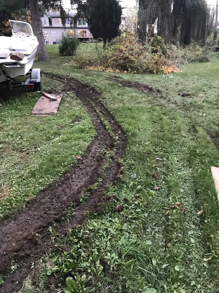 Reliable lawn mowing service for beautiful yards across Hewitt, NJ - Battinelli Farms & Garden Center