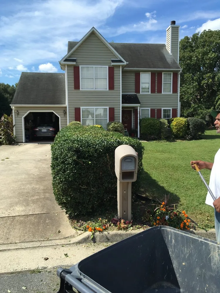 Local yard cleanup service with custom design in Chester, VA by Battle lawn service