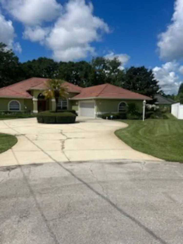 Affordable lawn mowing service in Palm Coast, FL - Battles Lawn Care