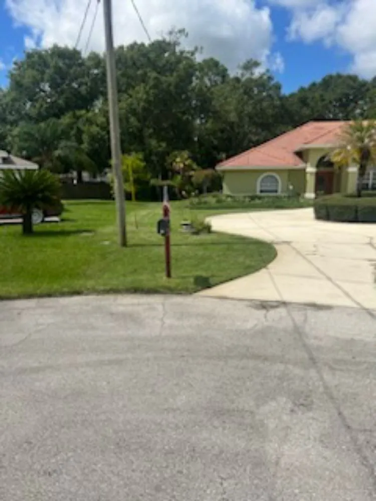 Custom outdoor landscaping in Palm Coast, FL - Battles Lawn Care