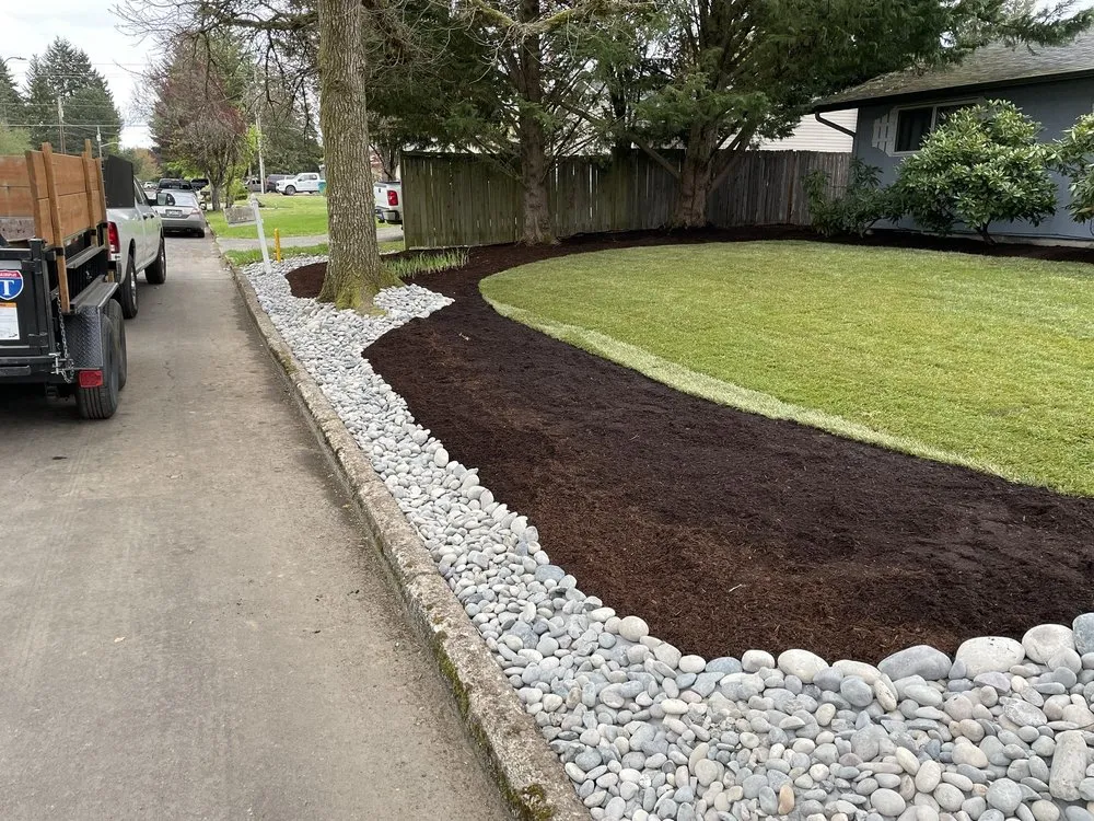 Expert yard maintenance in Vancouver, WA - BAU NW Landscape