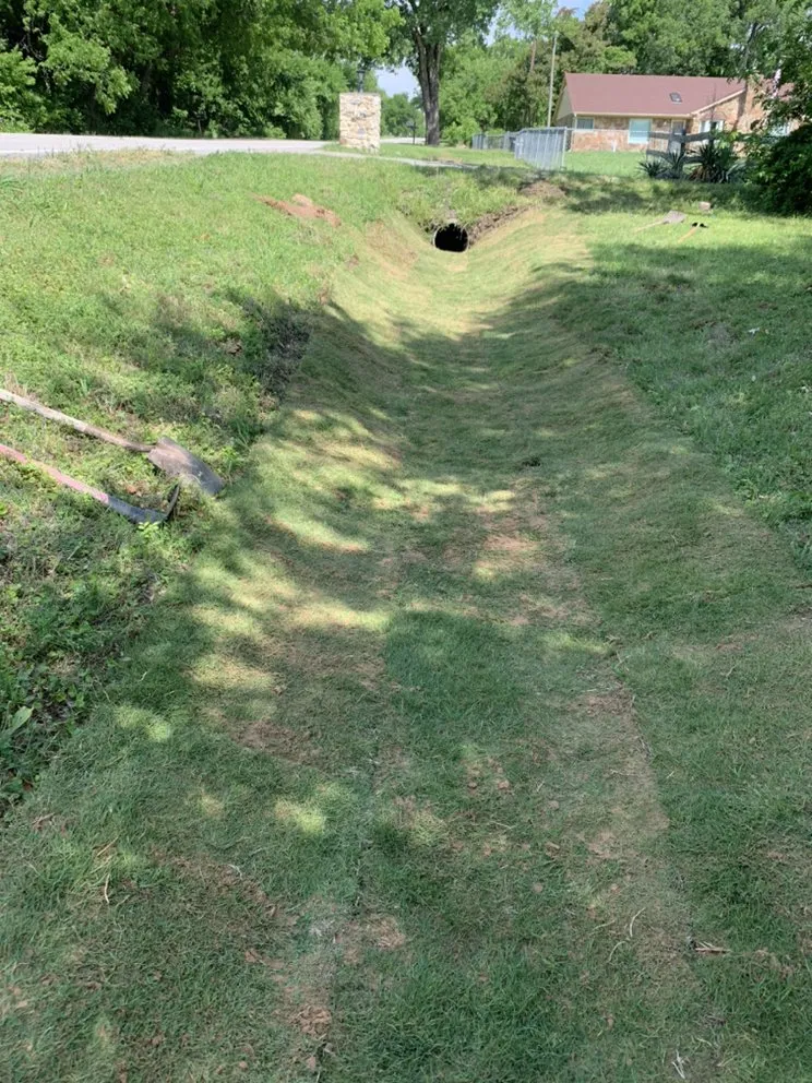 Professional yard maintenance in Mesquite, TX - Bañuelos Landscaping