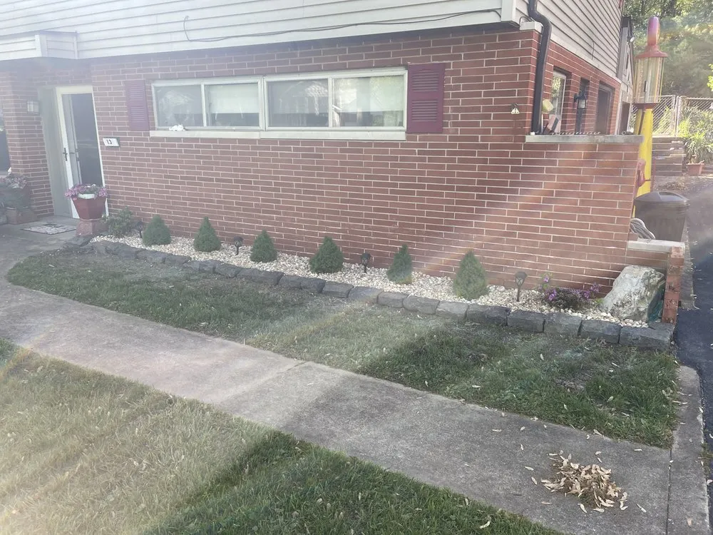 Custom landscaping services experts serving Mascoutah, IL - Bauer’s Care