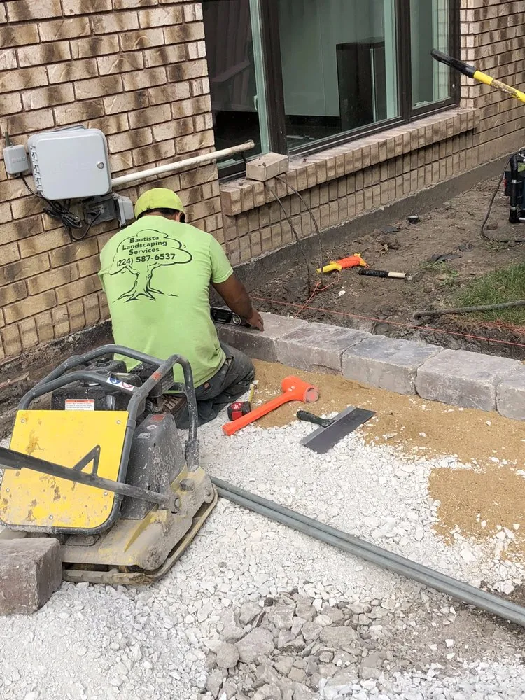 Local yard maintenance in Lombard, IL - Bautista Landscaping Service