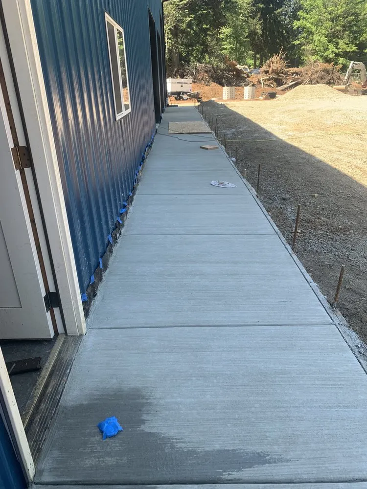 Professional landscaping services experts serving Canby, OR - Bautista Masonry