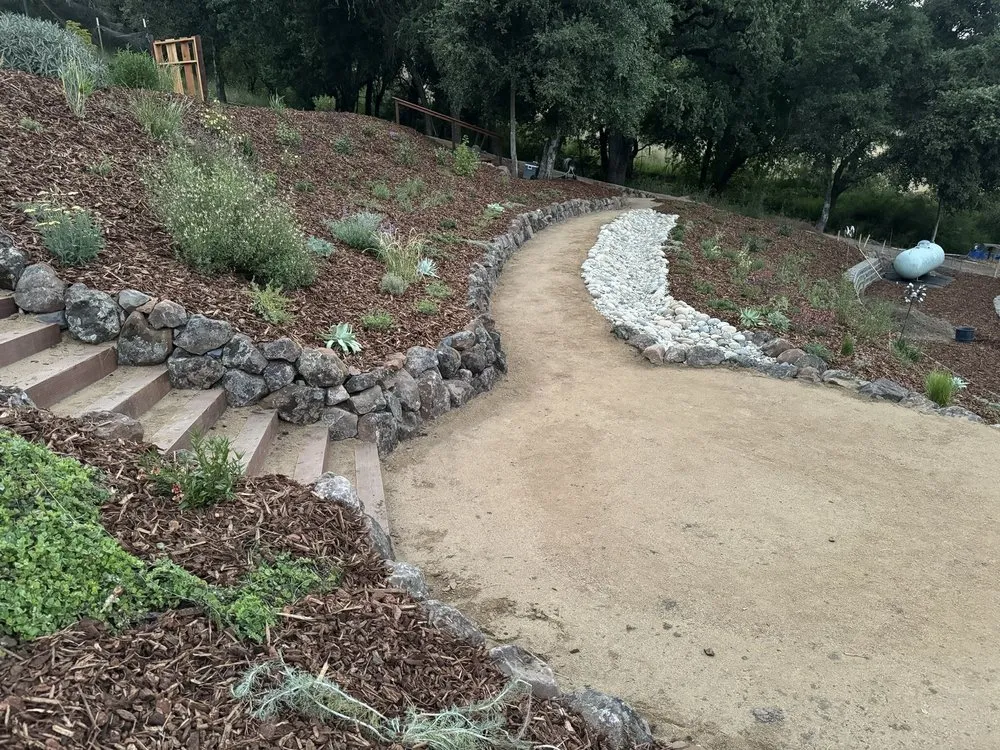 Local yard cleanup service experts serving Scotts Valley, CA - Baxter Landscaping