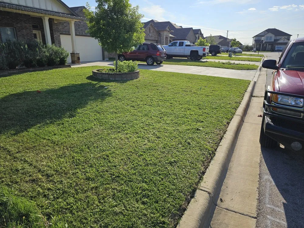 Reliable lawn mowing service for homes in Belton, TX by Baxter Service
