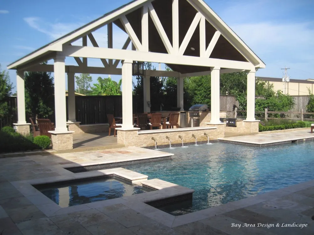 Professional landscape design in Seabrook, TX by Bay Area Design & Landscape