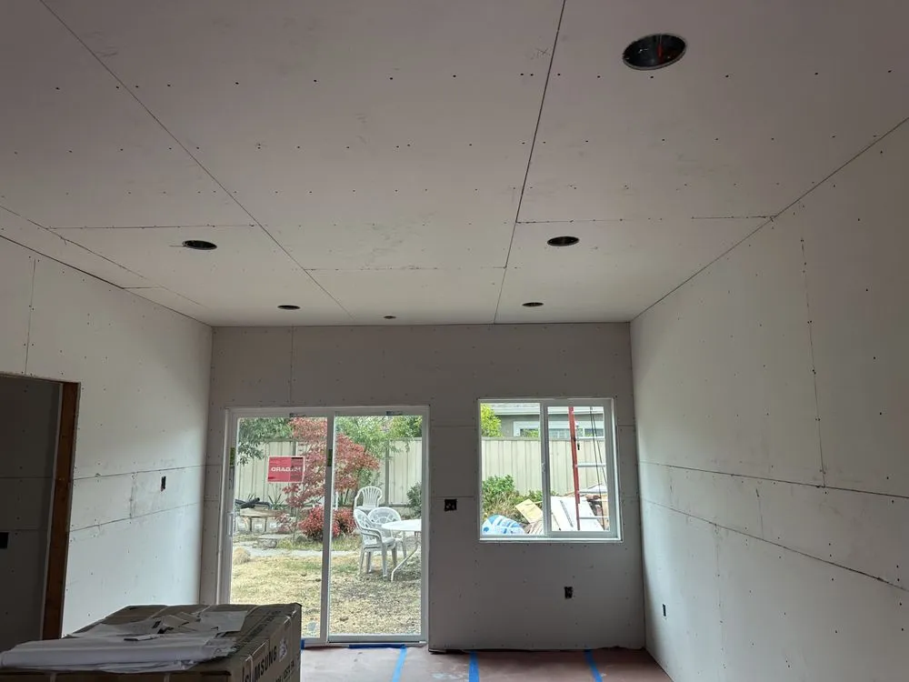 Expert yard cleanup service experts serving San Jose, CA - Bay Area Service