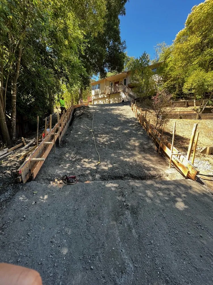 Expert lawn mowing service experts serving San Leandro, CA - Bay Area Sustainable Landscaping