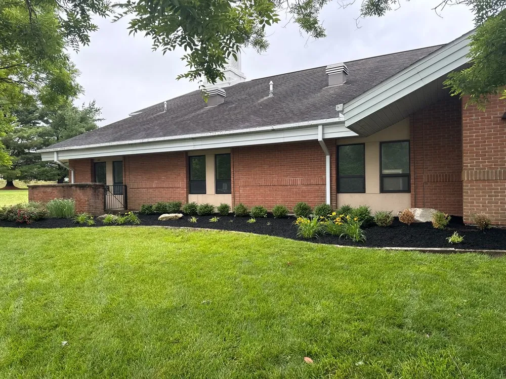 Top-rated yard cleanup service for beautiful yards in Chesapeake Beach, MD by Bay Crab Exteriors