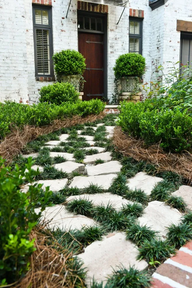 Reliable outdoor landscaping in Mobile, AL by Bay Landscaping