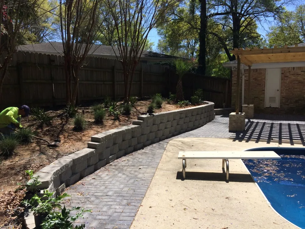 Expert lawn care service for beautiful yards across Mobile, AL - Bay Landscaping