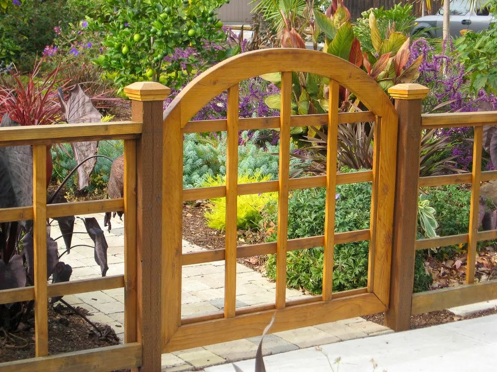 Local landscaping services for residential properties across Mountain View, CA - Bay Scenery