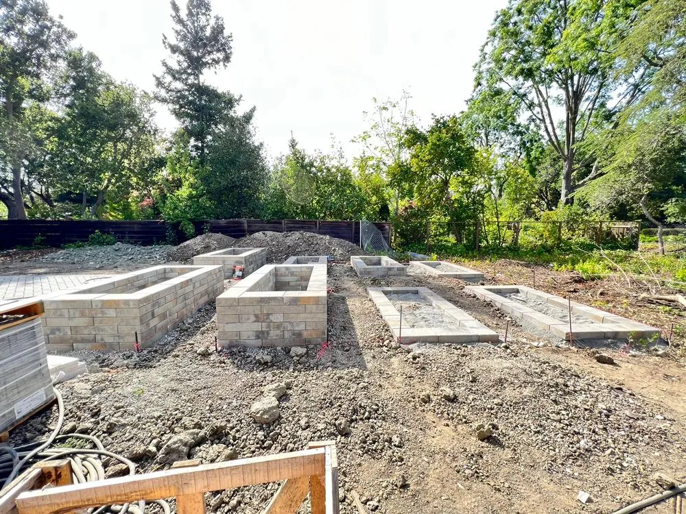 Top-rated yard cleanup service in Palo Alto, CA by Bay Solutions Landscaping