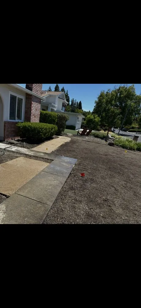 Trusted lawn mowing service in Richmond, CA - Bay Vista Landscape