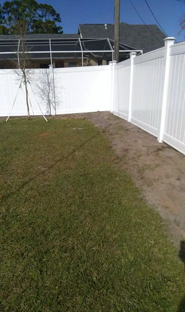 Local yard cleanup service in Melbourne, FL - Bayba's Home Improvement