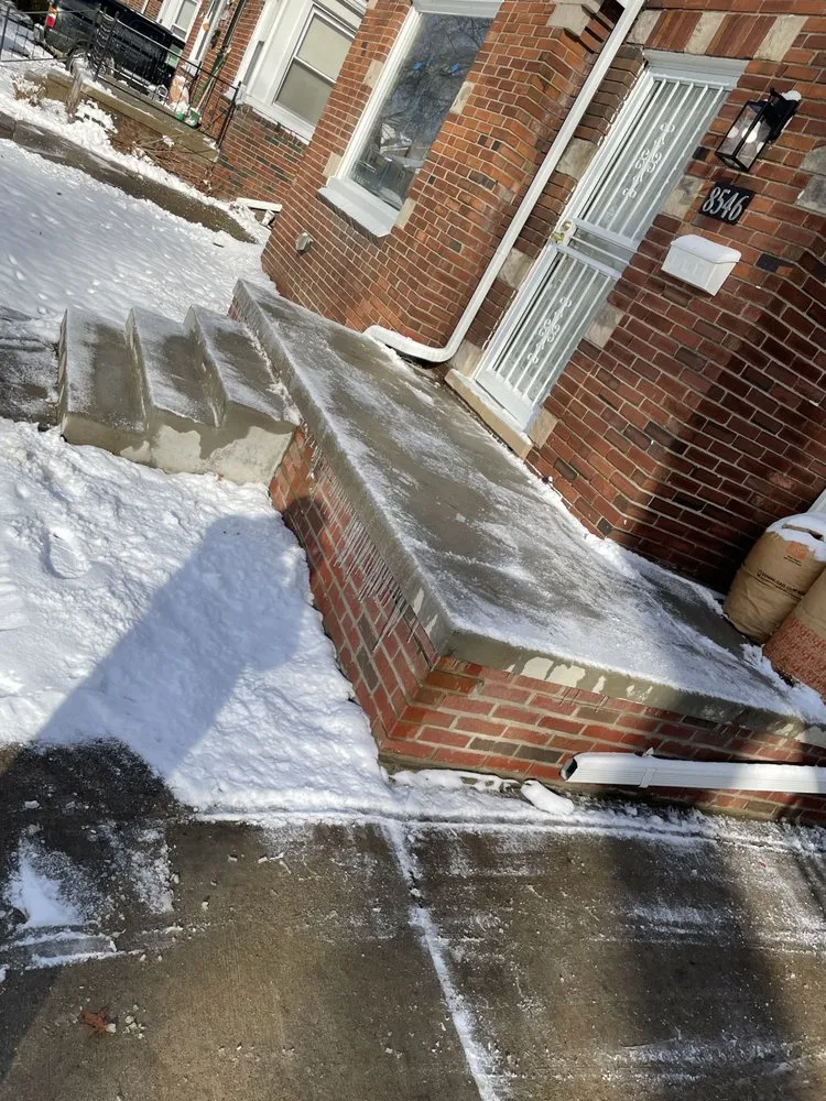 Expert outdoor landscaping for outdoor upgrades in Roseville, MI by Baylyn Development