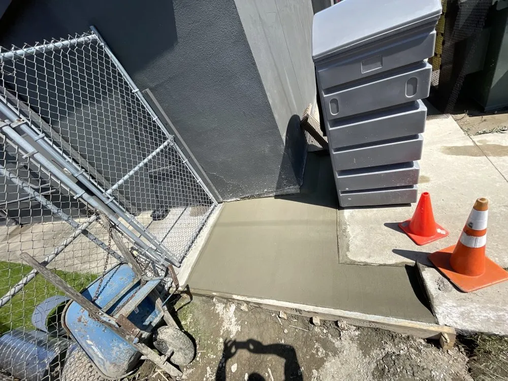 Professional yard maintenance in Roseville, MI by Baylyn Development