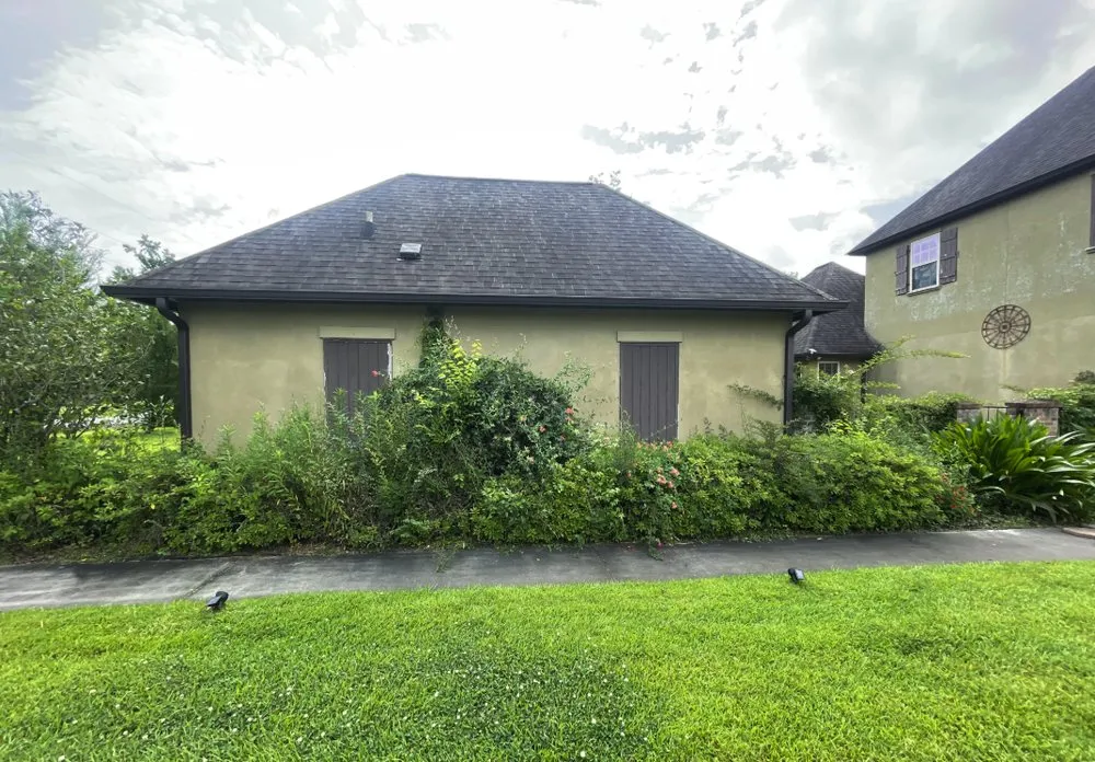 Professional landscape design experts serving Gonzales, LA - Bayoo Cleaners