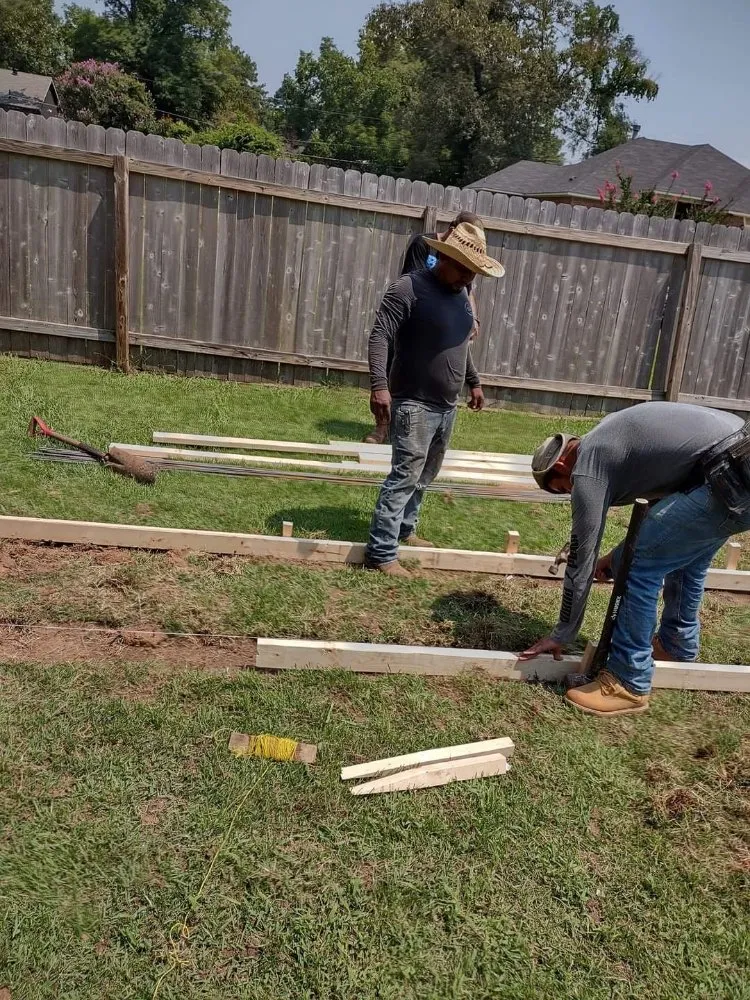 Top-rated yard cleanup service with custom design in Shreveport, LA by Bayou Builders Construction and Outdoor Services