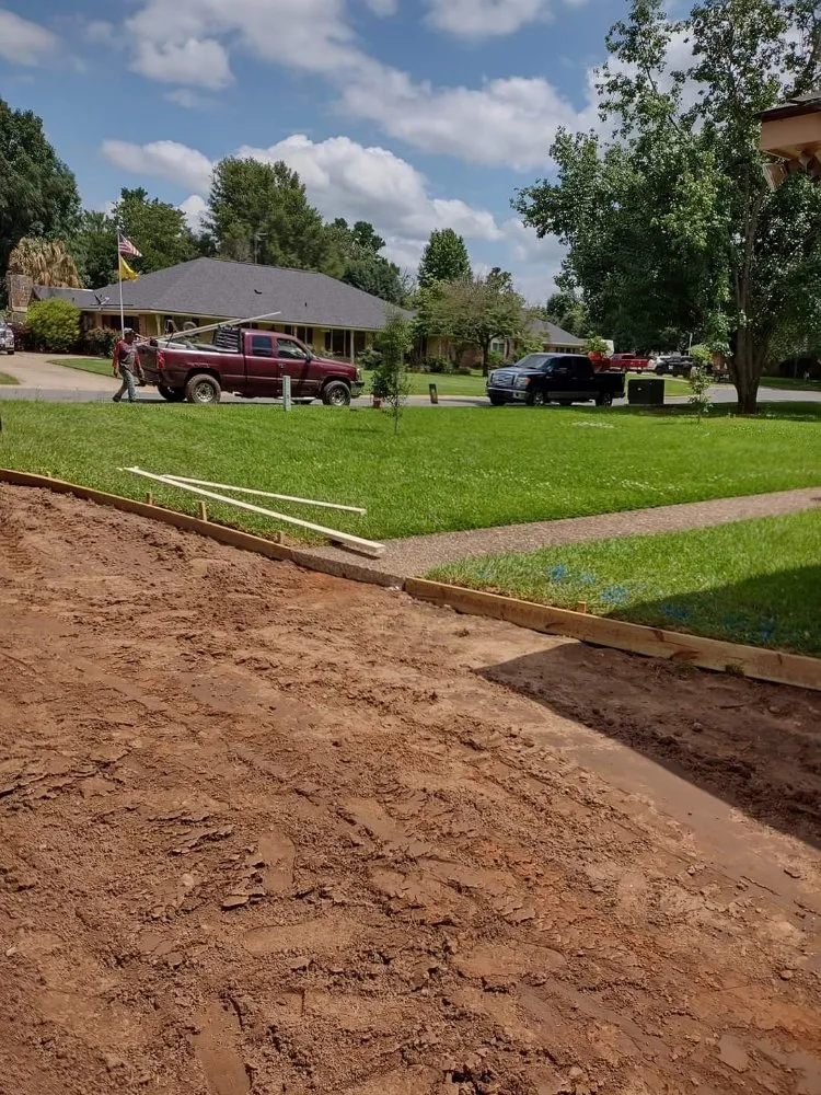 Professional garden landscaping in Shreveport, LA - Bayou Builders Construction and Outdoor Services