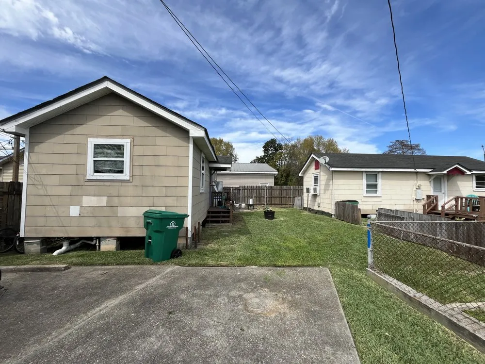 Professional lawn care service experts serving Marrero, LA - Bayou Lawn And Landscaping