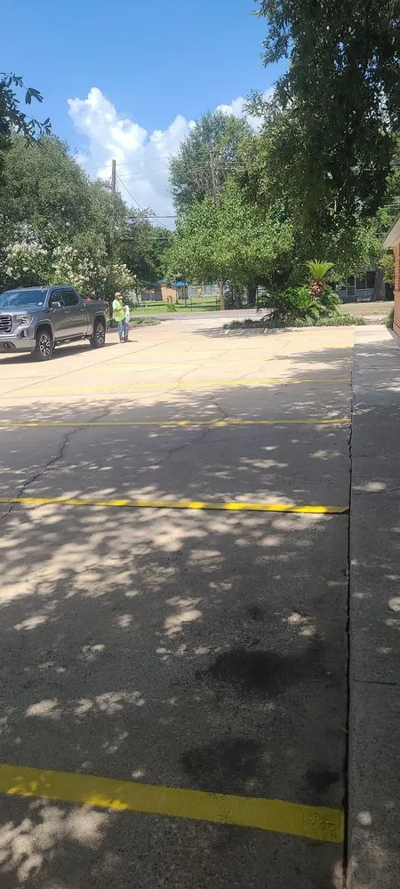 Professional garden landscaping with custom design across Lake Charles, LA - Bayou Teche Landcare