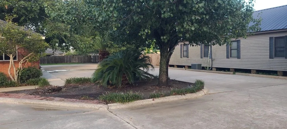 Custom landscape design in Lake Charles, LA - Bayou Teche Landcare