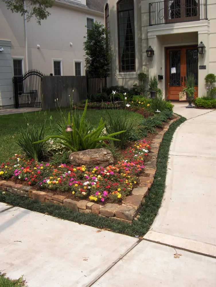 Custom residential landscaping in Houston, TX by Bayside Landscape Services
