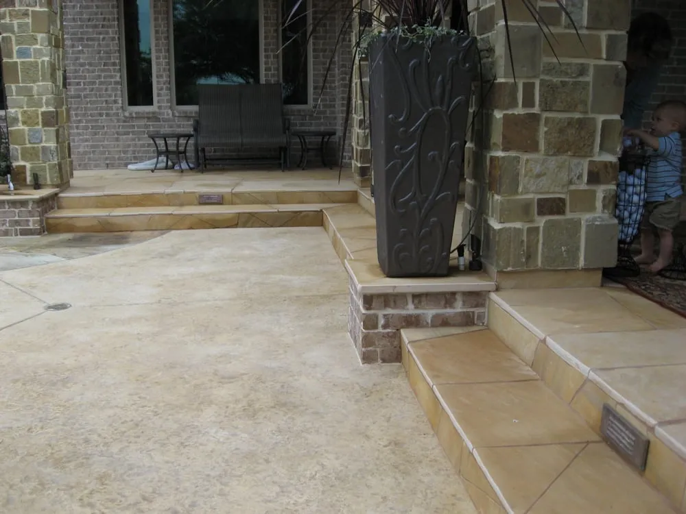 Top-rated garden landscaping for outdoor upgrades in Houston, TX by Bayside Landscape Services