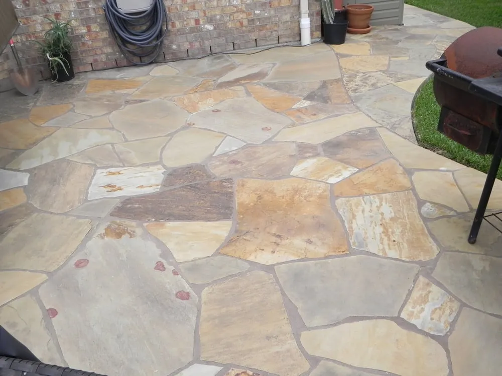 Professional lawn care service in Houston, TX by Bayside Landscape Services