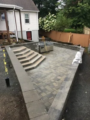 Baystate Paving & Landscape Design Logo