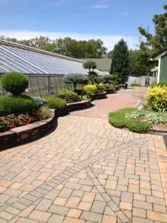 Reliable lawn mowing service experts serving Northfield, NJ - Bayview Garden Nurseries