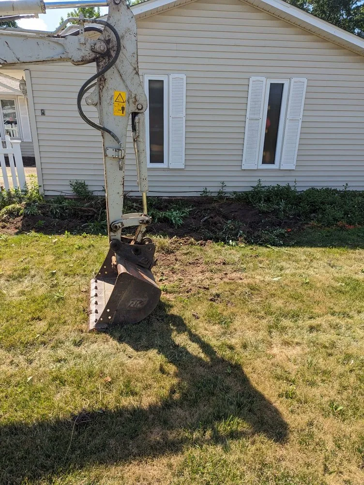 Professional yard cleanup service in North Ridgeville, OH by Bayview Landscaping & Design LLC