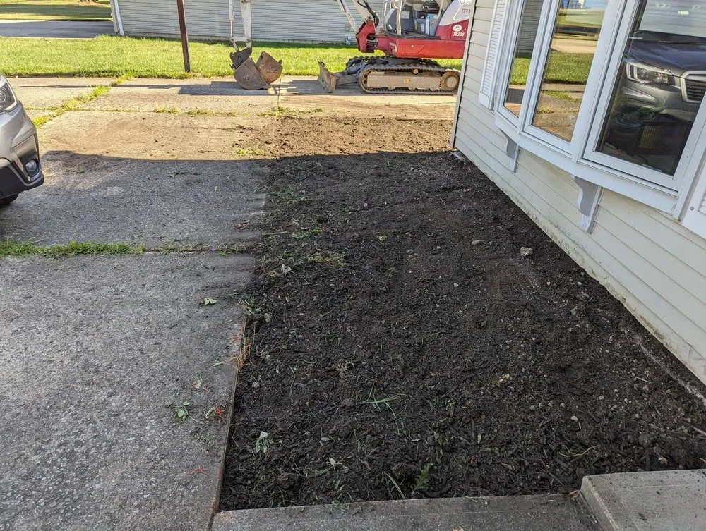 Reliable yard maintenance in North Ridgeville, OH - Bayview Landscaping & Design LLC