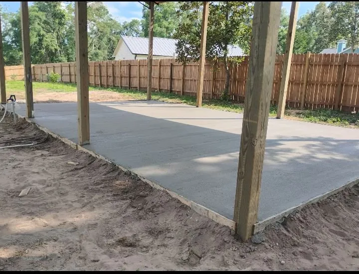 Local outdoor landscaping in Tallahassee, FL - B&B Concrete & Landscaping