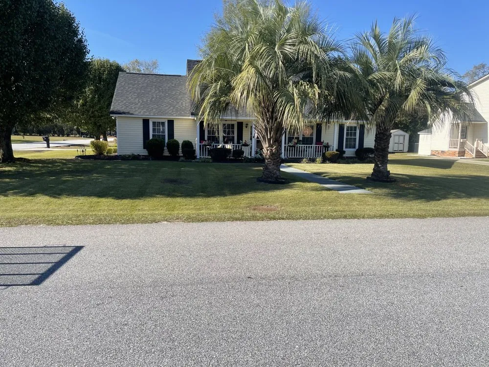 Local outdoor landscaping for homes in Florence, SC by B&B Groundworks