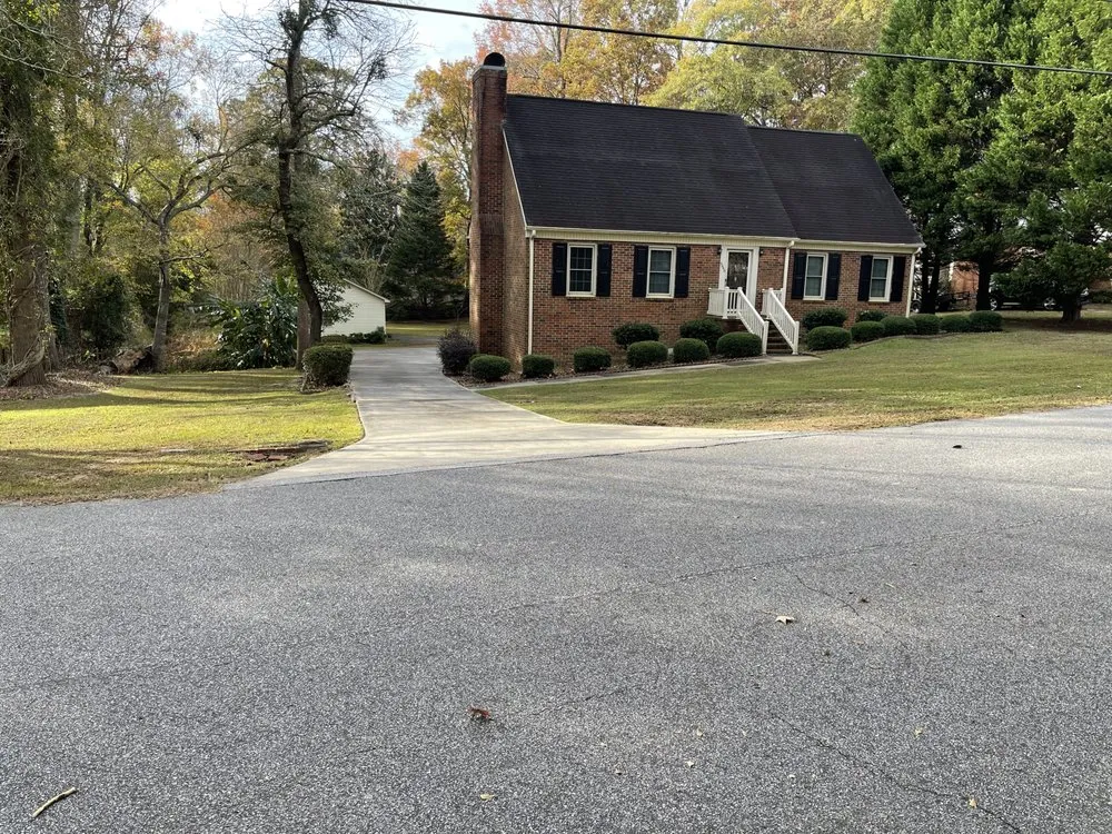 Reliable lawn care service in Florence, SC by B&B Groundworks