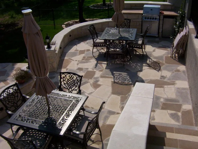Expert garden landscaping in Georgetown, TX by B&B Landscaping and Masonry