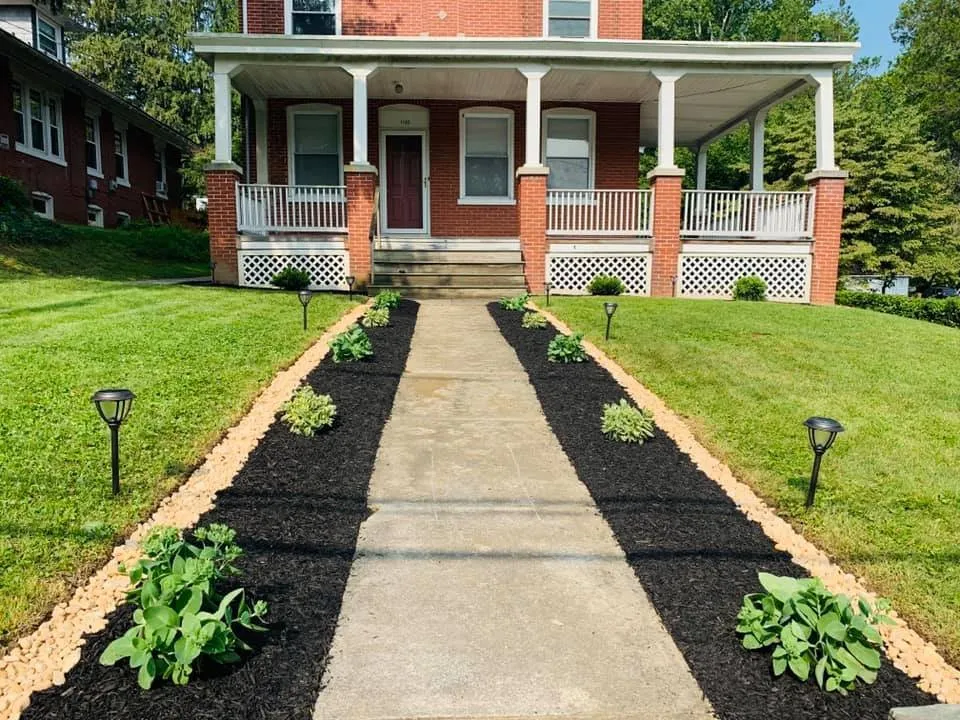 Professional yard maintenance in Hummelstown, PA by BB Landscaping