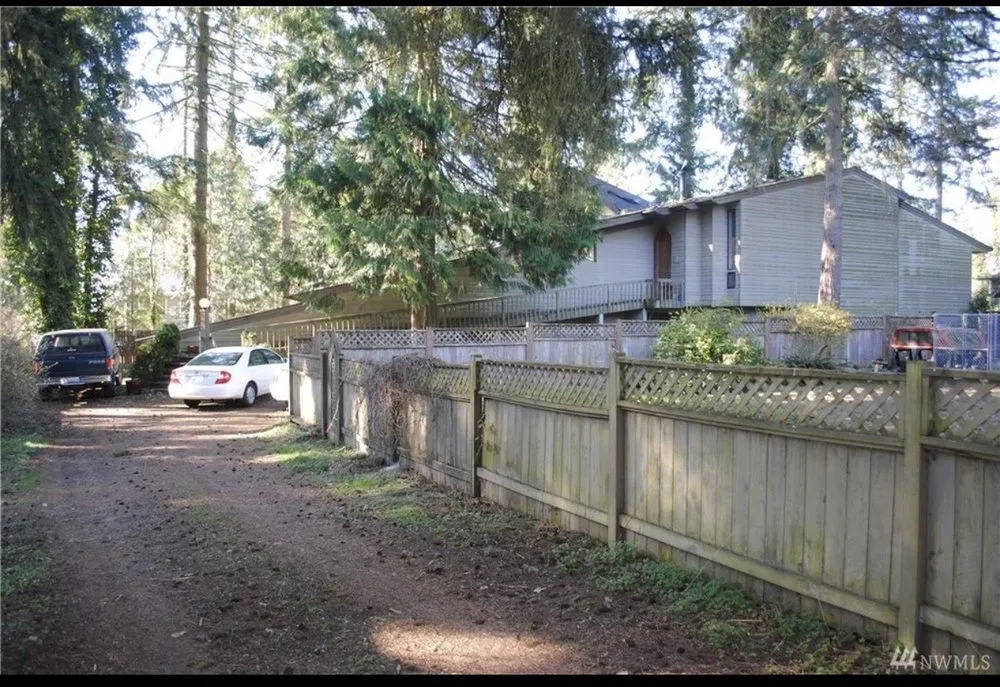 Custom landscape installation in Snohomish, WA - B&B Landscaping Services