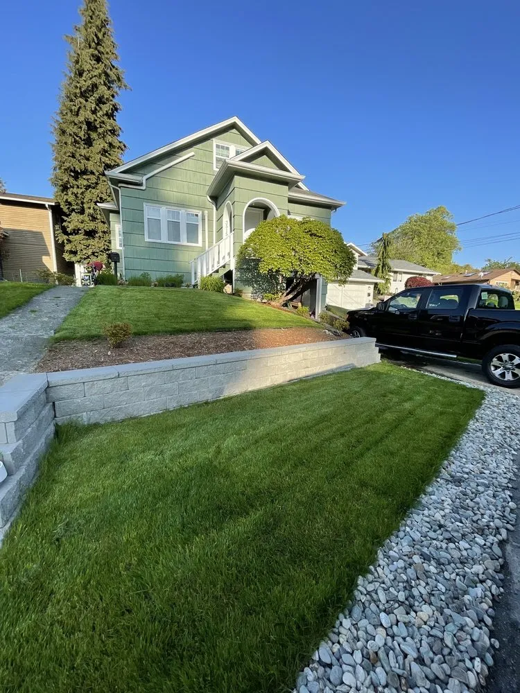 Expert yard cleanup service experts serving Snohomish, WA - B&B Landscaping Services