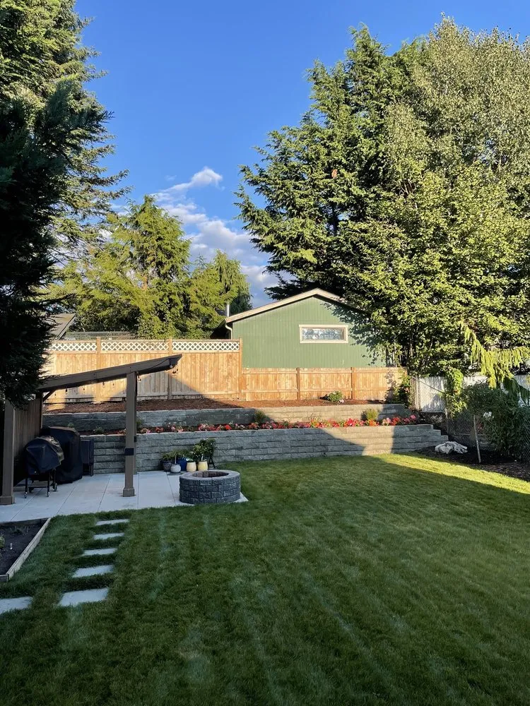 Custom lawn mowing service experts serving Snohomish, WA - B&B Landscaping Services