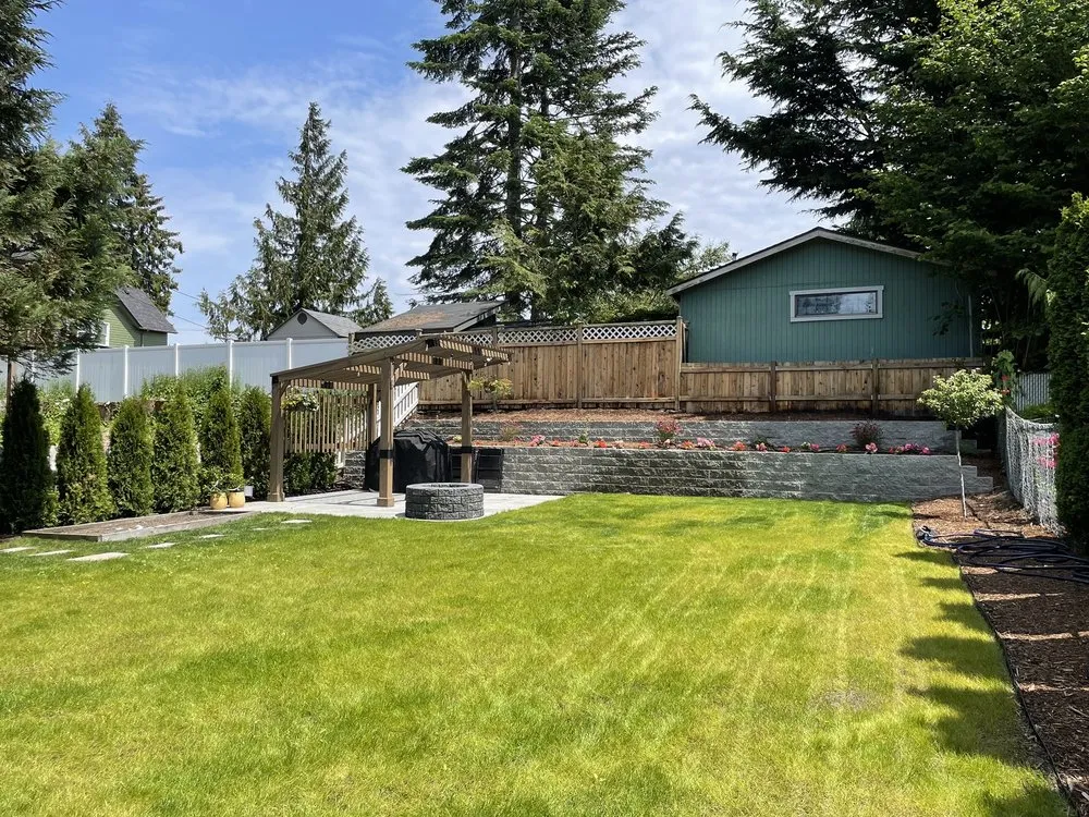 Affordable lawn mowing service experts serving Snohomish, WA - B&B Landscaping Services