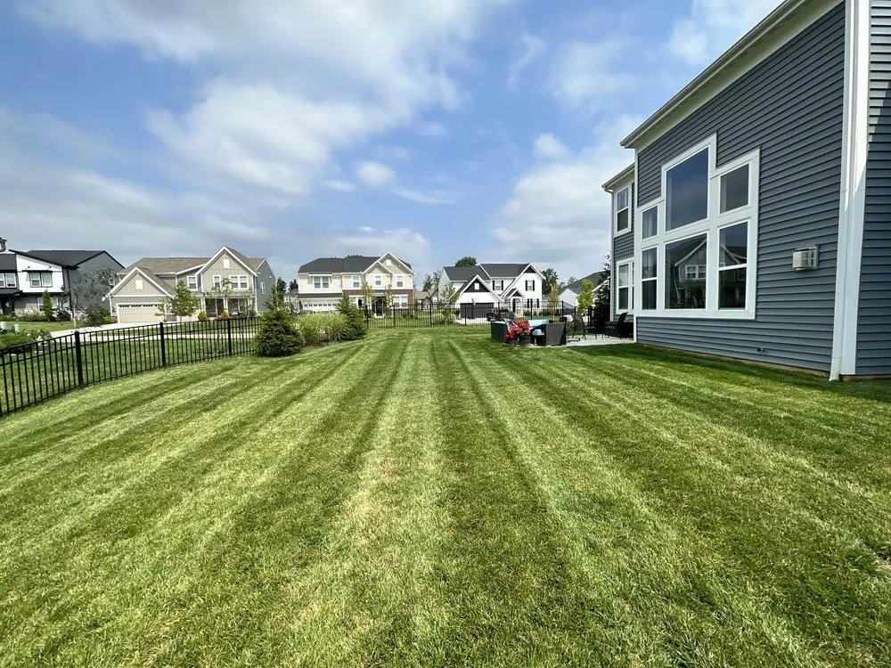 Local yard maintenance experts serving Cincinnati, OH - B&B Lawn & Landscaping