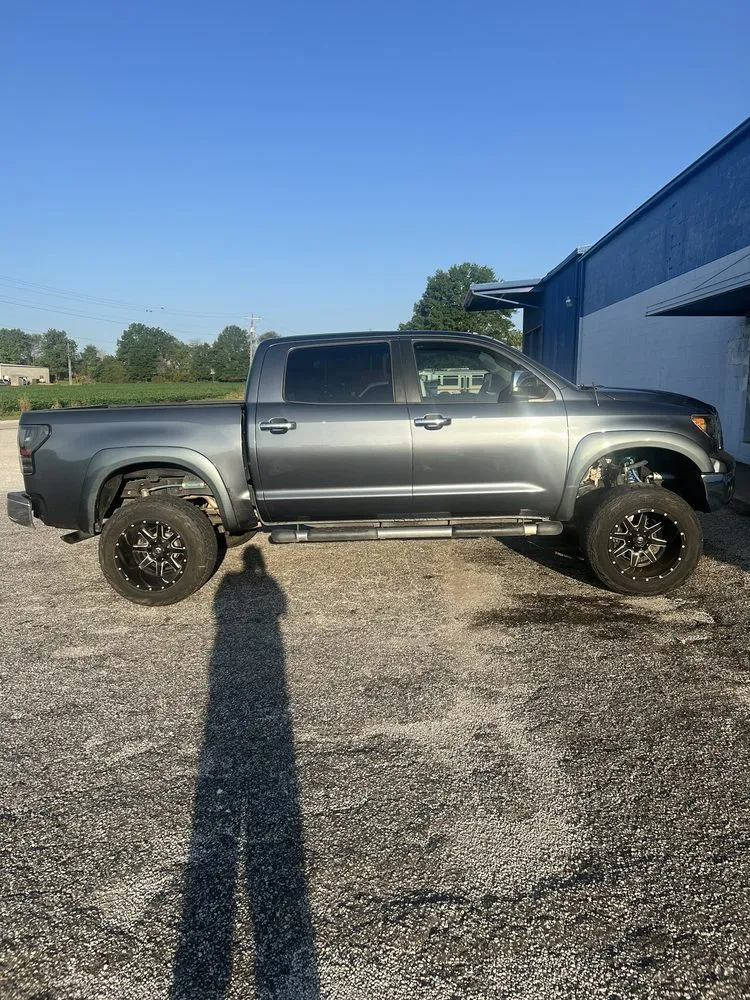 Top-rated yard cleanup service in Bells, TN by B&B Lawn And Home Repair